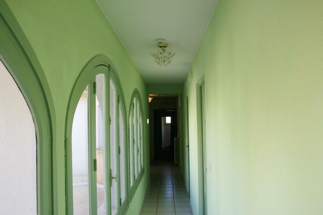 Hotel Le Provencal Aups Zewnętrze zdjęcie