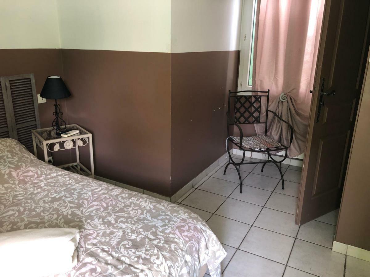 Hotel Le Provencal Aups Zewnętrze zdjęcie